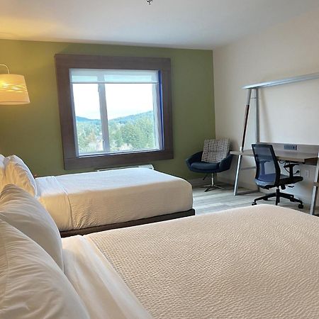 Holiday Inn Express & Suites Victoria-Colwood By Ihg Langford Eksteriør billede