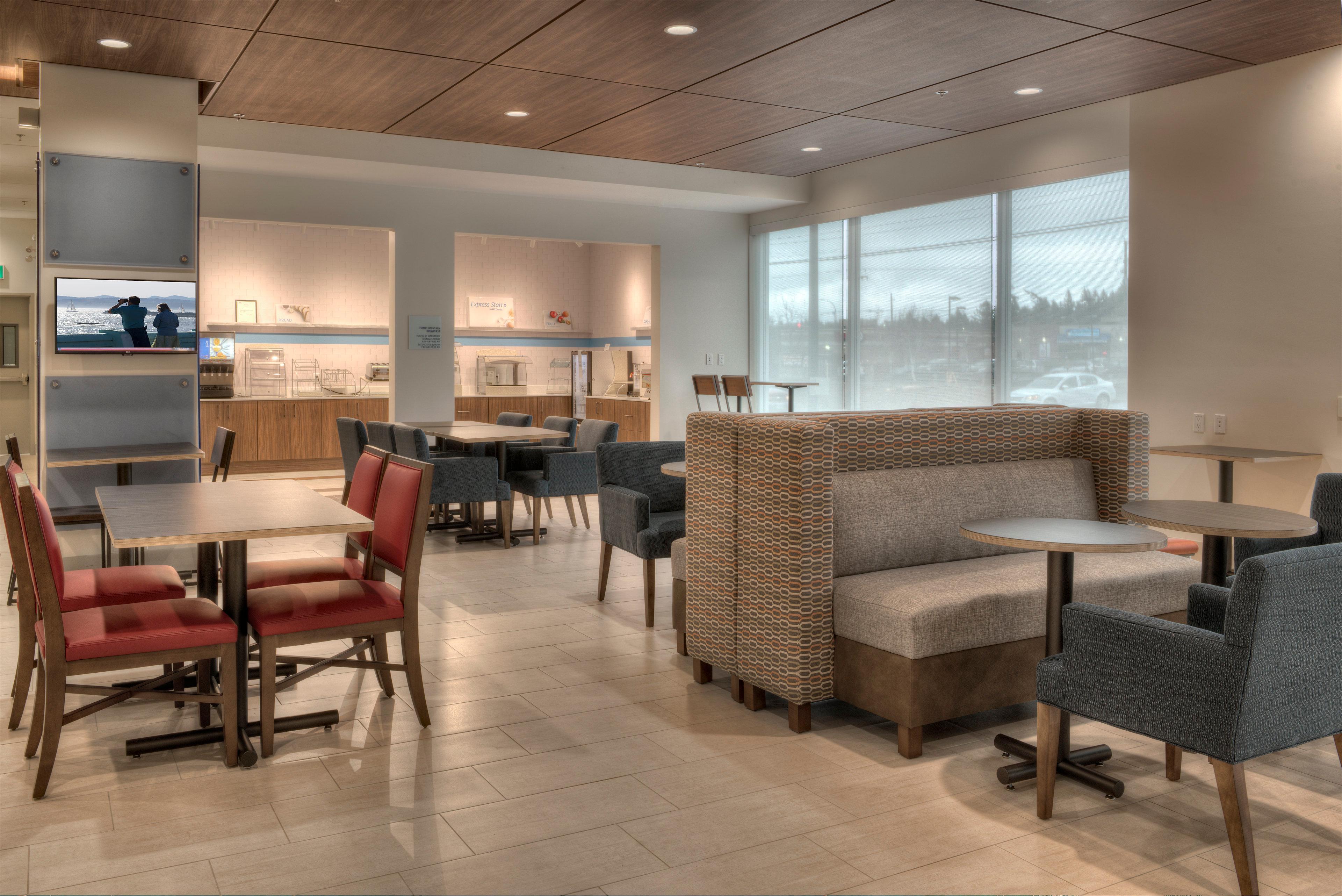 Holiday Inn Express & Suites Victoria-Colwood By Ihg Langford Eksteriør billede
