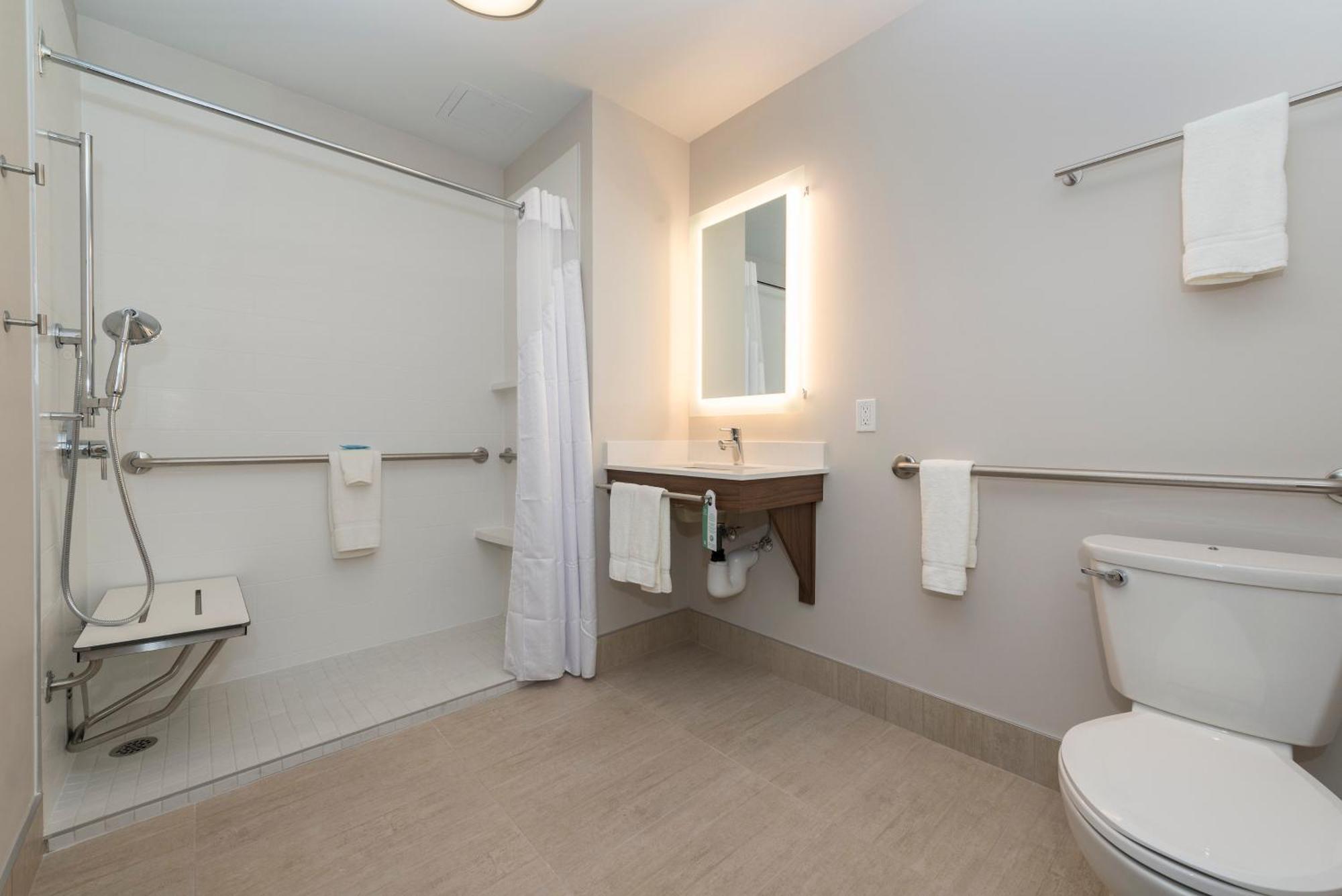 Holiday Inn Express & Suites Victoria-Colwood By Ihg Langford Eksteriør billede