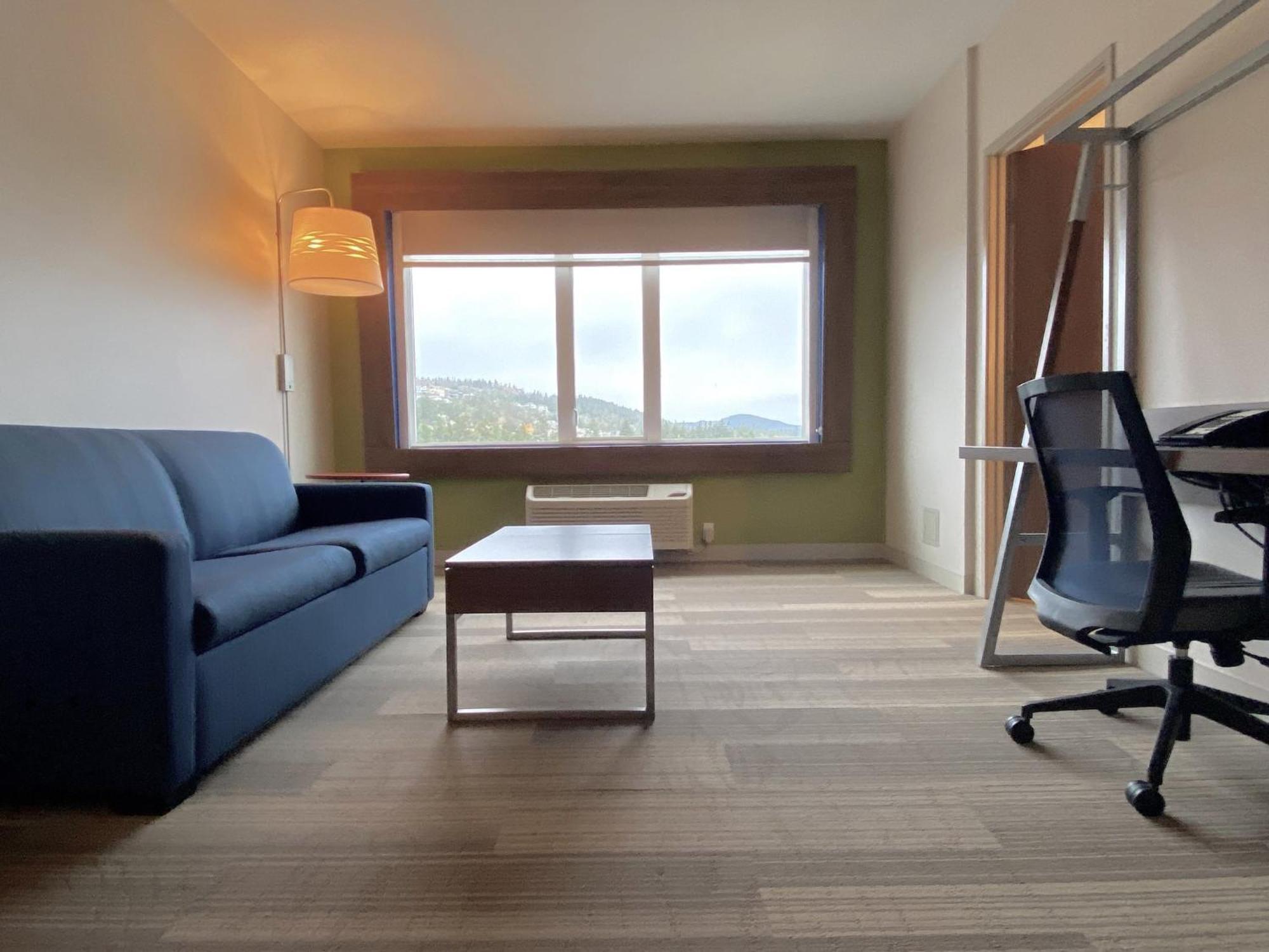 Holiday Inn Express & Suites Victoria-Colwood By Ihg Langford Eksteriør billede